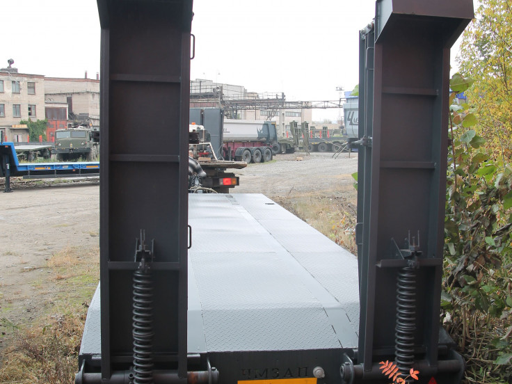 Прицеп-платформа специальный ЧМЗАП 8358 по спецификации 013 ПГП