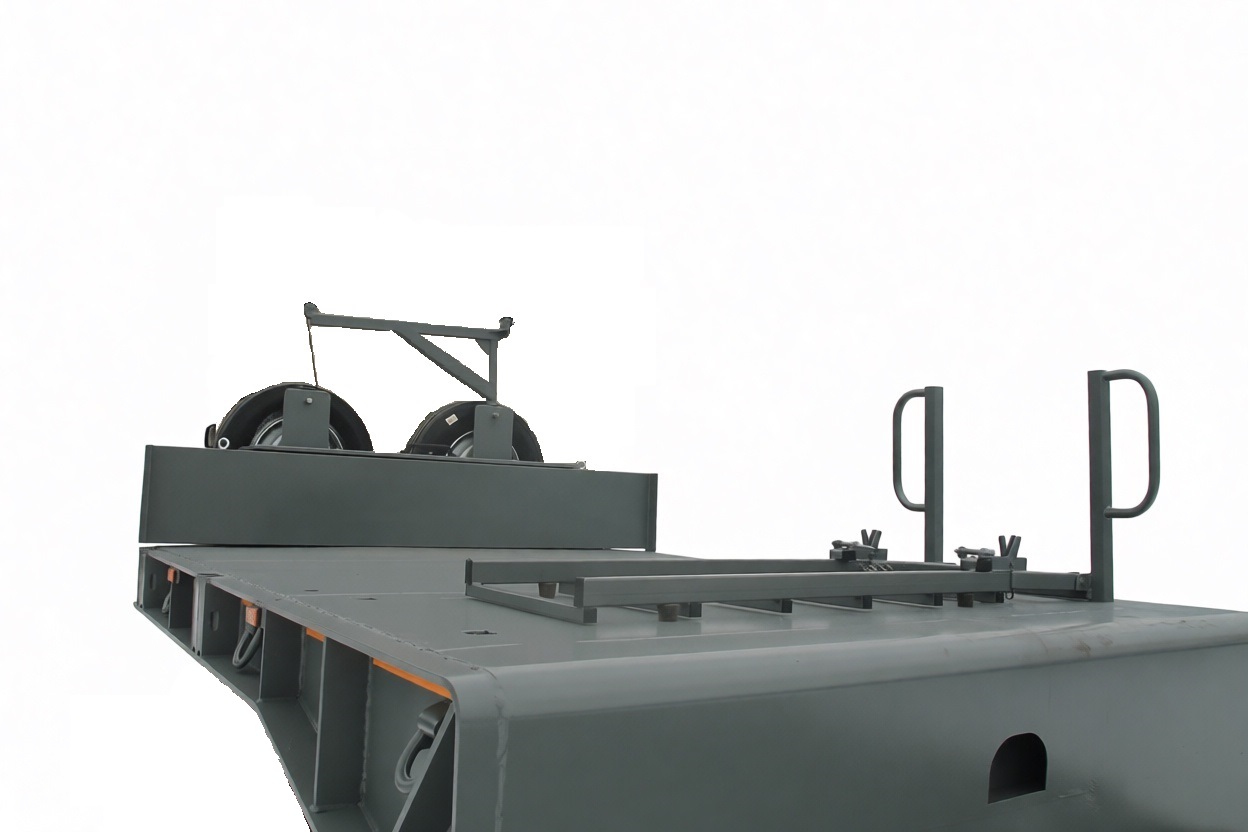 Низкорамный полуприцеп тяжеловоз ЧМЗАП 99904 по спецификации 200 ДГ