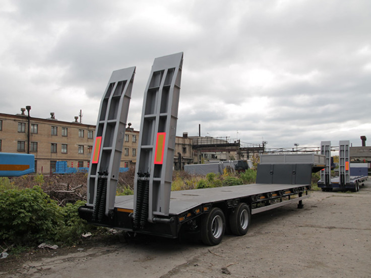 Низкорамный полуприцеп-тяжеловоз ЧМЗАП 938530 по спецификации 037 УК2