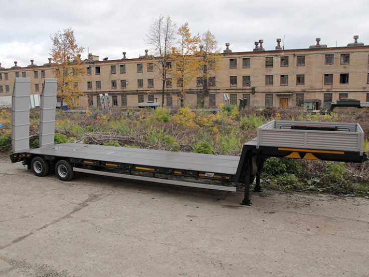 Низкорамный полуприцеп-тяжеловоз ЧМЗАП 938530 по спецификации 037 УК2