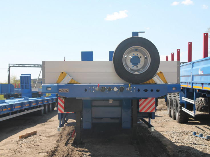 Низкорамный полуприцеп-тяжеловоз ЧМЗАП 99064 по спецификации 100-01