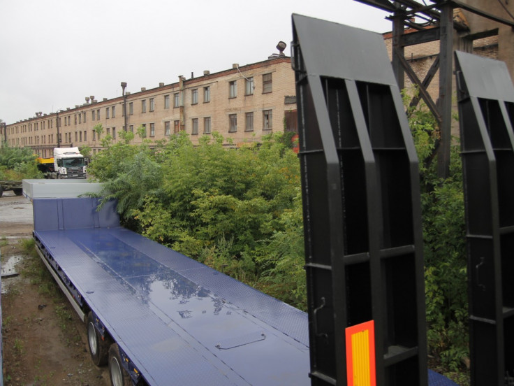 Низкорамный полуприцеп-тяжеловоз ЧМЗАП 99064 по спецификации 042-02 PW