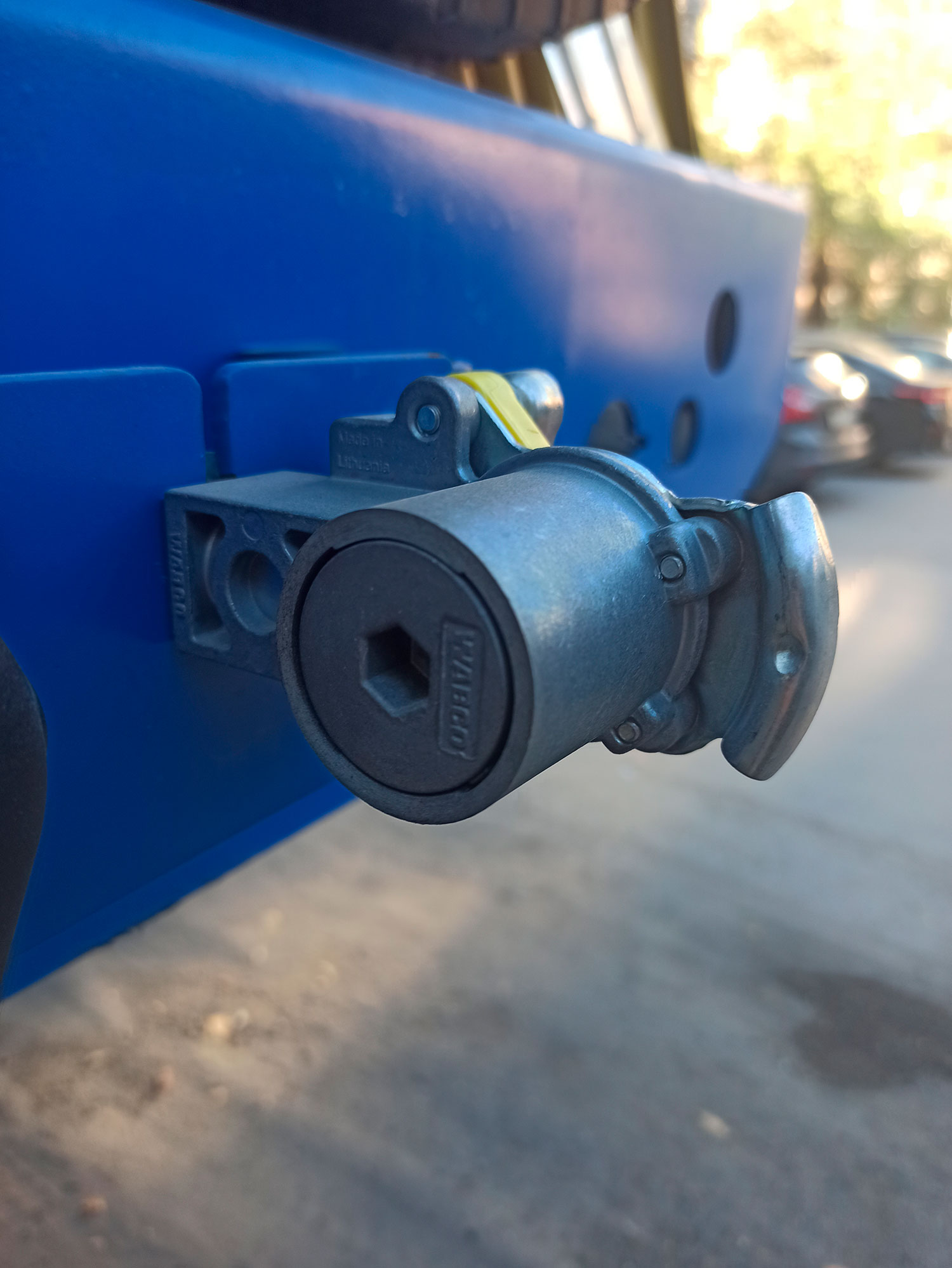 Полуприцеп тяжеловоз ЧМЗАП 99903 по спецификации 100 02