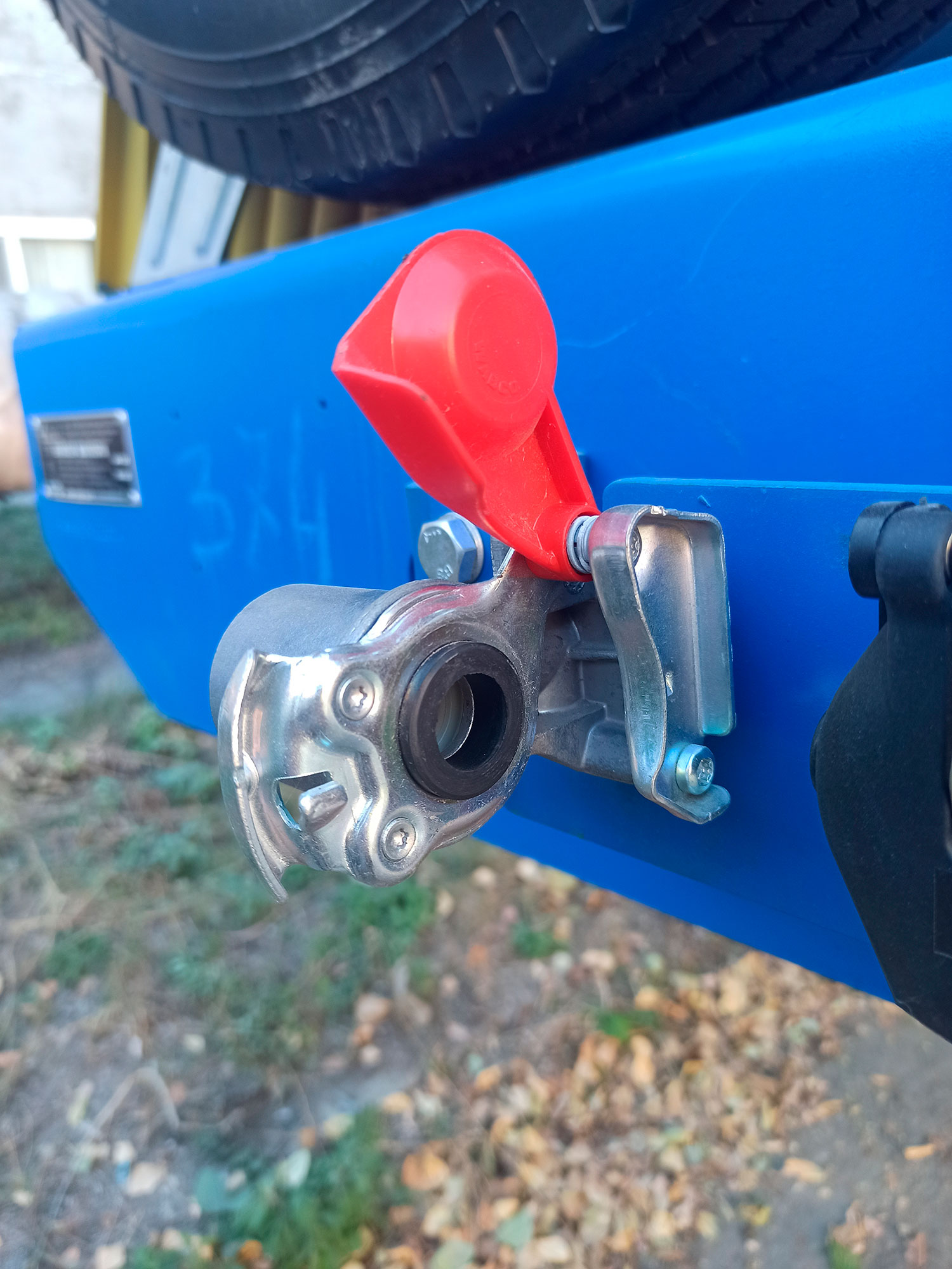 Полуприцеп тяжеловоз ЧМЗАП 99903 по спецификации 100 02