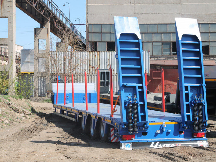 Низкорамный полуприцеп-тяжеловоз ЧМЗАП 99064 по спецификации 100-01