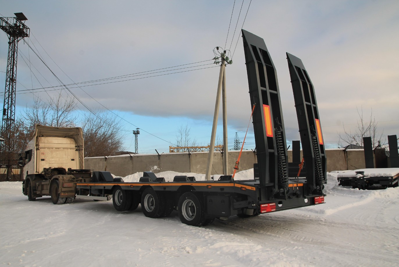 Низкорамный прицеп 83589 по спецификации 010 01